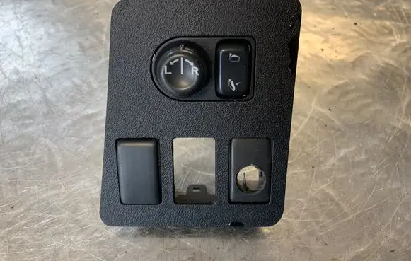 Nissan Qashqai Wing mirror switch 68485JD000