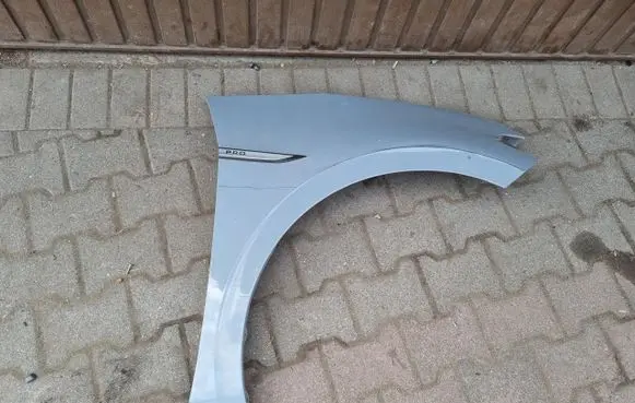 Volkswagen ID.3 Fender PRAWY