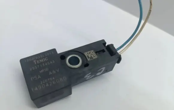 Citroen C3 Airbag deployment crash/impact sensor 1490426080 25571345A3 100ZGB3385213