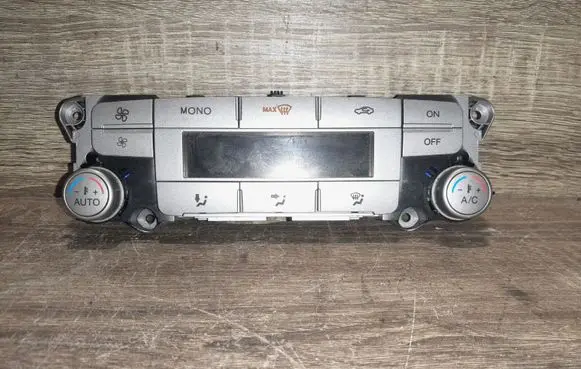 Ford Mondeo MK IV Climate control unit 7S7T18C612AF