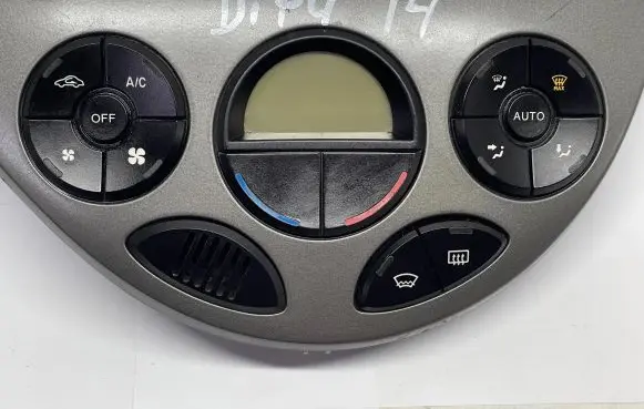 Ford Focus Climate control unit 2S4H18C612BJ