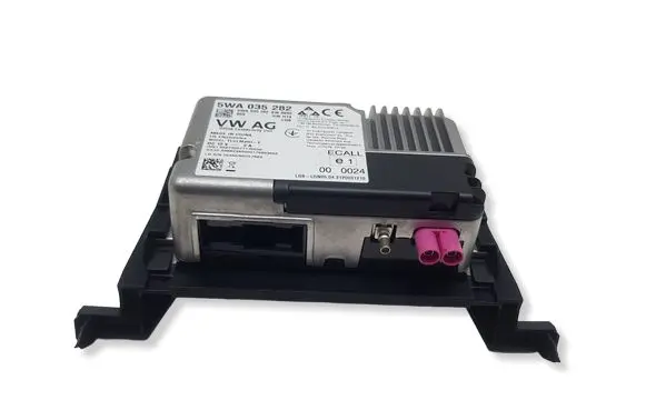 Volkswagen PASSAT B8 Other control units/modules 5WA035282