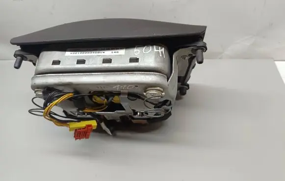 Steering wheel airbag