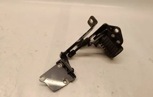 Mercedes-Benz E A207 Tailgate/trunk/boot hinge A2077500328