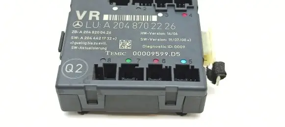 Mercedes-Benz C W204 Door control unit/module A2048702226 A2048200426 A2044421732