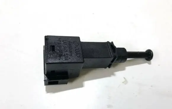 Brake pedal sensor switch