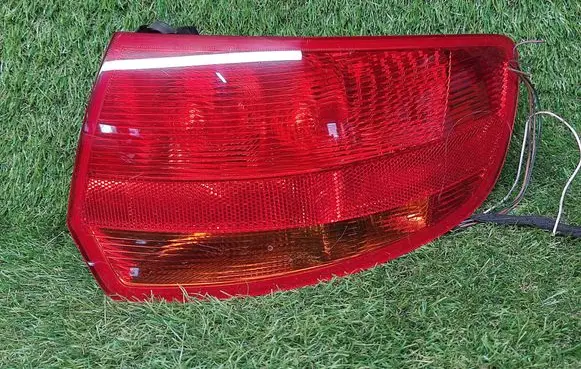 Rear/tail lights