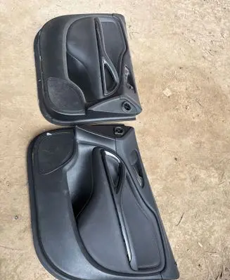 Opel Zafira C Front door card panel trim