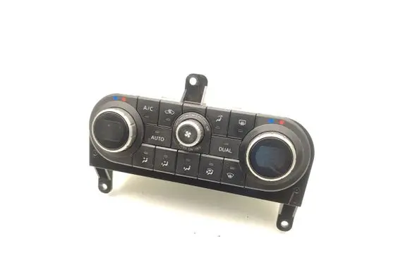 Nissan Qashqai Climate control unit 27500-BR47B