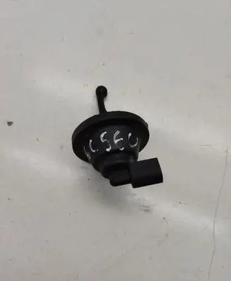 Valve vacuum