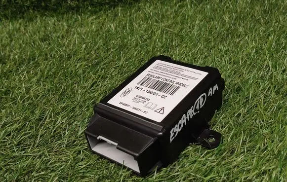 Ford Escape III Light module LCM 7S7113K031CC VPAMFF13K031BC