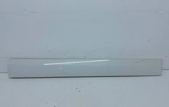 BMW X2 F39 Front door trim (molding) 51138069196 8069196