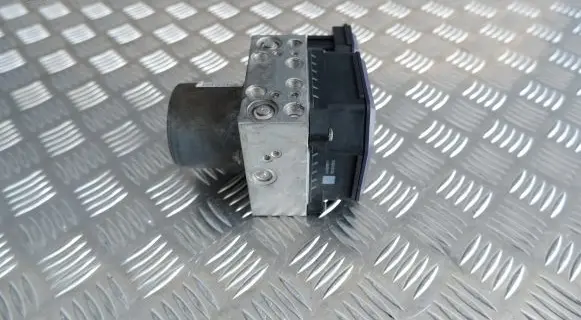 Volkswagen PASSAT CC ABS Pump 3AA614109N