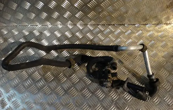 Mercedes-Benz ML W164 Engine coolant pipe/hose A1645000040
