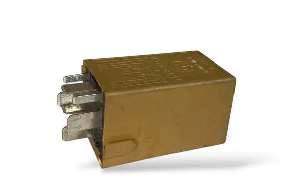 BMW 3 E46 Window wiper relay 8384505 61368384505