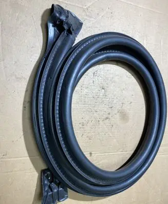 Mercedes-Benz Sprinter W906 Trunk rubber seal (body) 2E1827459