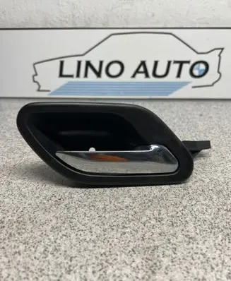BMW 5 E39 Front door interior handle 8226050