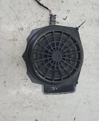 Audi A4 S4 B6 8E 8H Panel speaker 8E5035412