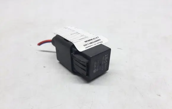 Volkswagen PASSAT B7 Other relay 3B0951253