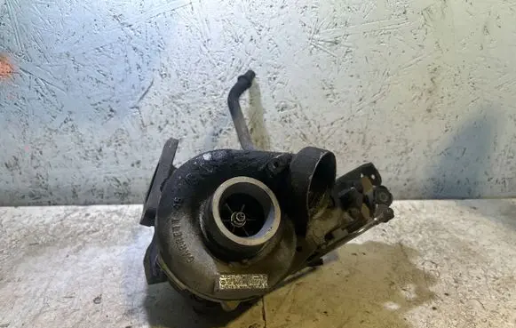 Mercedes-Benz E W211 Turbo A6460900180 7426933 AL00240T10V