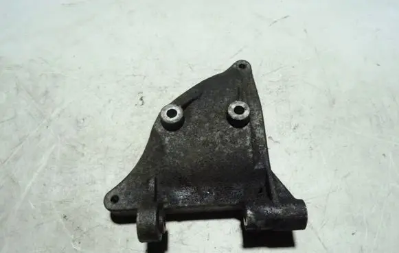 Audi A6 S6 C5 4B Engine mounting bracket 059260885F