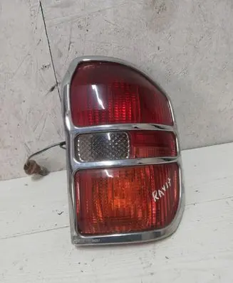 Toyota RAV 4 (XA10) Rear/tail lights
