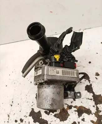 Peugeot 407 Power steering pump 