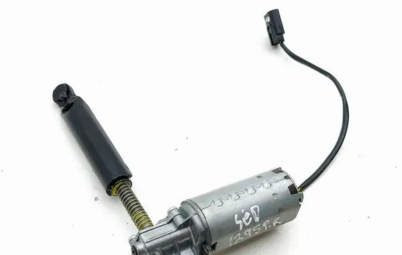 Maserati Quattroporte Seat adjustment motor 82031014 404528