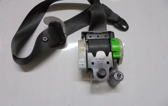 KIA Optima Front seatbelt 0508RH0735