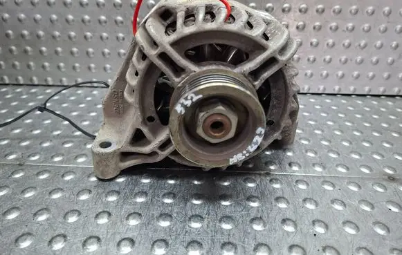 Fiat Punto Evo Generator/alternator S27624429 5200353290A