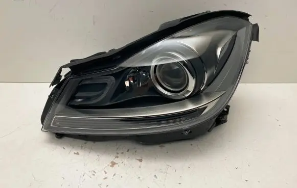 Mercedes-Benz C W204 Headlight/headlamp A2048205659 LE09A6220 130702357500