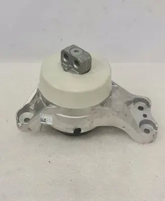 Mercedes-Benz C W206 Engine mount bracket A2062404300