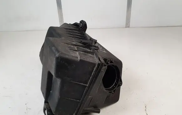 Volkswagen New Beetle Air filter box 1C0129607B