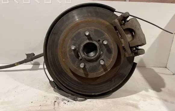 Lexus CT 200H Rear brake disc