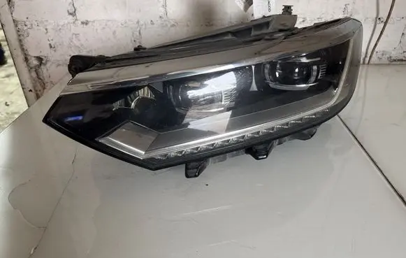 Volkswagen PASSAT B8 Headlight/headlamp 3G1941113A 90064968 10082017