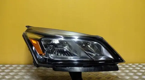 Chevrolet Traverse I Headlight/headlamp 23235886 1475