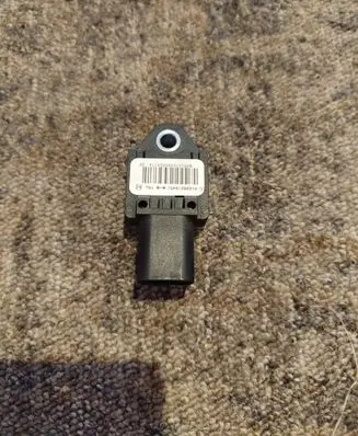 Mercedes-Benz A W169 Airbag deployment crash/impact sensor A1698210451 0421572930924774