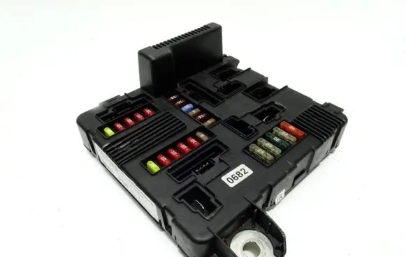 Renault Megane II BSM Control unit 8200306033A 04123 S118399300J