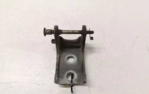 Citroen C3 Front door lower hinge 313Y4