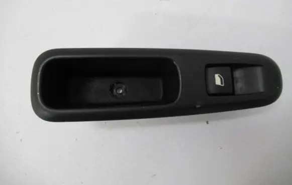 Peugeot 5008 Electric window control switch