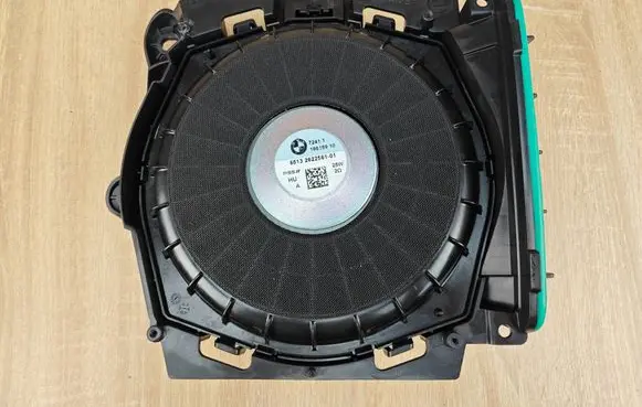 BMW 4 G22 G23 G24 G26 Subwoofer speaker 2622561