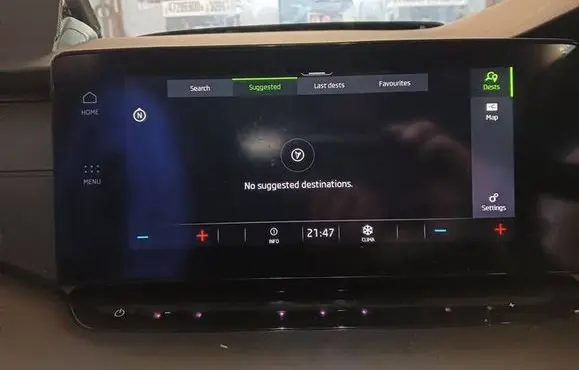 Skoda Octavia Mk4 Screen/display/small screen 5E3919605 9W00096E