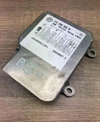 Volkswagen PASSAT B5 Airbag control unit/module 1C0909605B 5WK43124