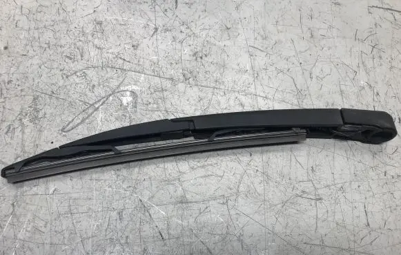Opel Astra J Rear wiper blade 13256918