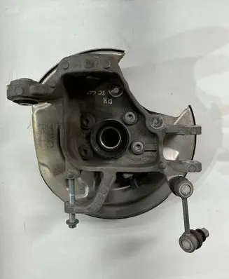 Rear wheel hub