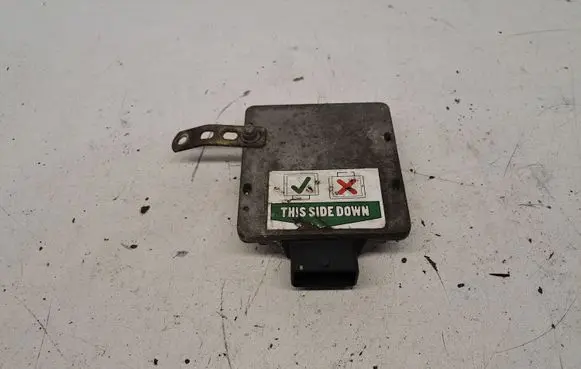 Volkswagen PASSAT B6 Other control units/modules 67R016025