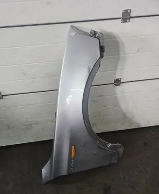 BMW X3 E83 Fender