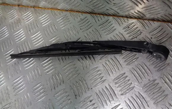 Dodge Caliber Rear wiper blade arm
