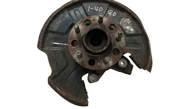 Rear wheel hub