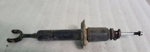 Volkswagen PASSAT B5 Front shock absorber/damper